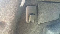 Land Rover Range Rover Evoque 2.0 D200 R-Dynamic HSE 5dr Auto Diesel Hatchback